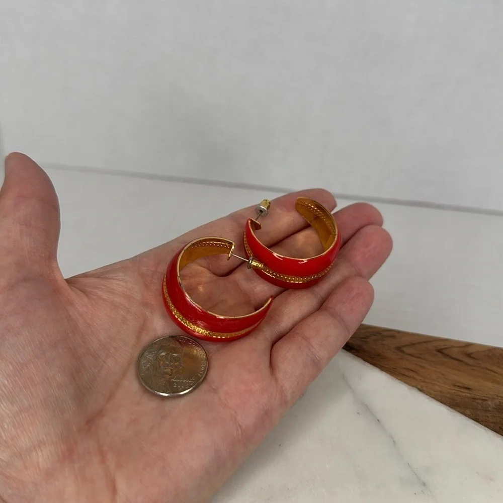 Vintage 1980'sRed and Gold Hoop Earrings lot E10